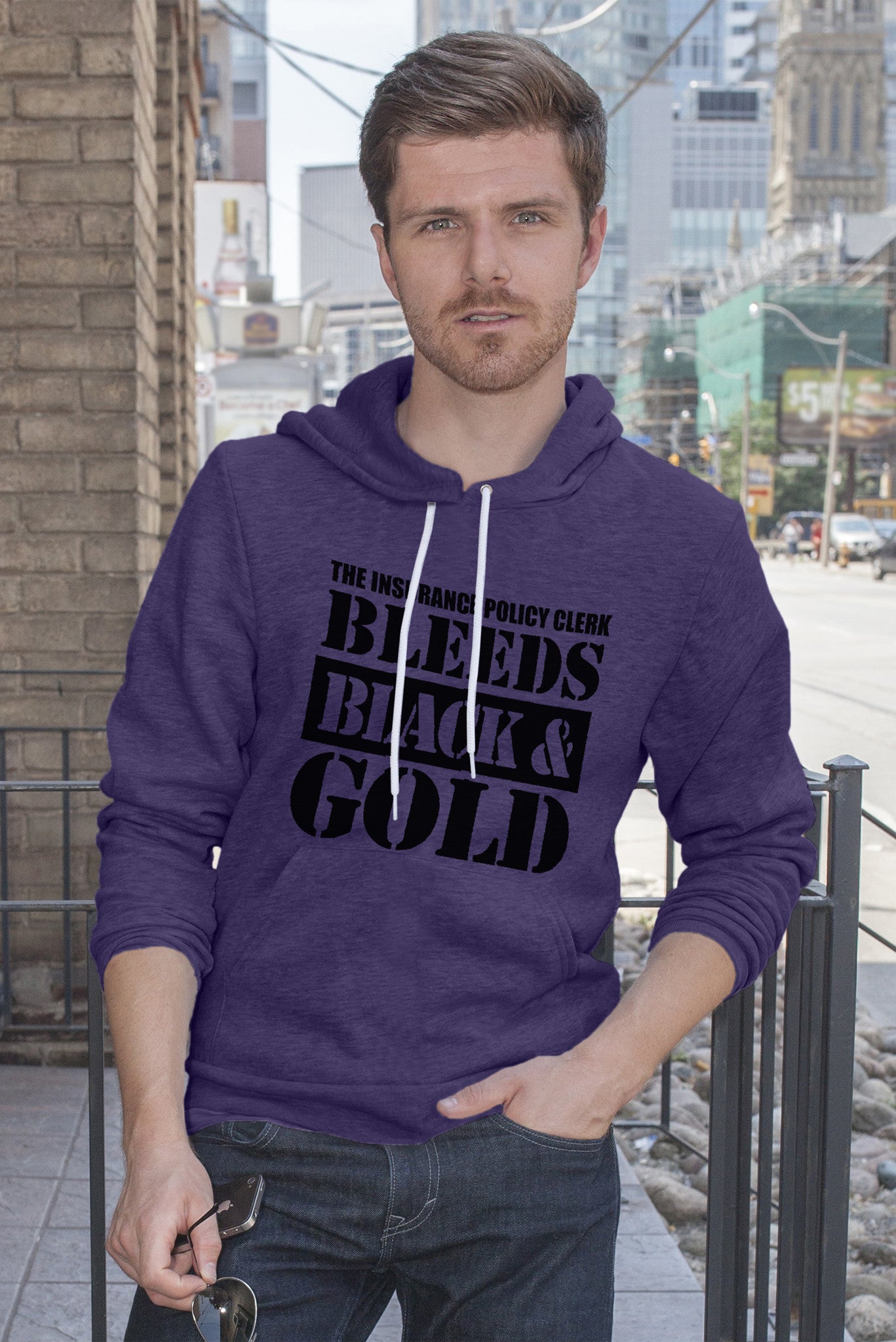 Bleeds Black and Gold (Men)