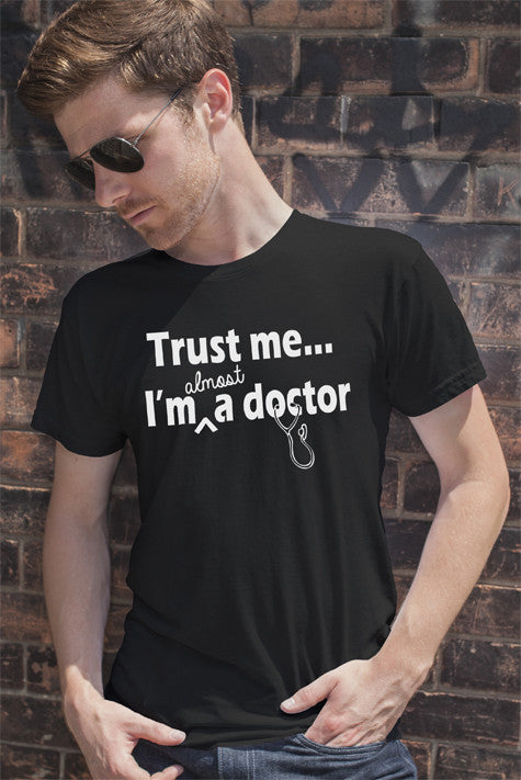 Trust Me Im Almost a Doctor (MEN)