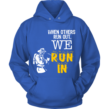FunkyShirty When Others Run Out. We Run In (Women)  Creative Design - FunkyShirty